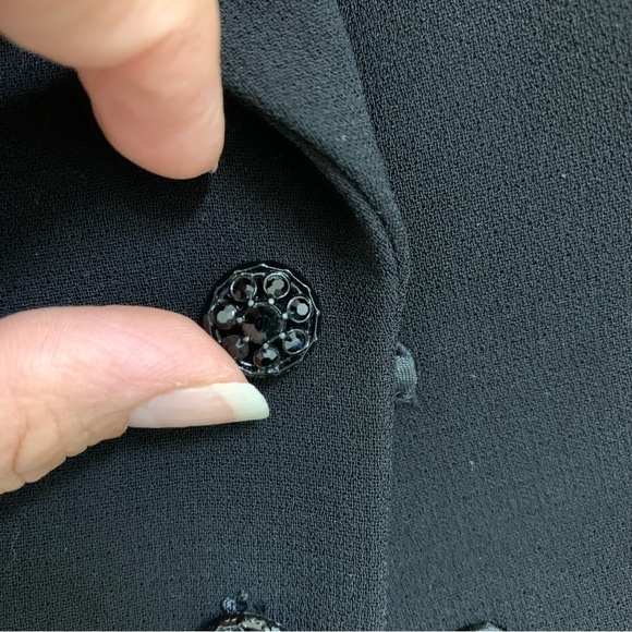 Tahari Arthur S Levine 2 Piece Skirt & Blazer Suit Set Black Sz 12P Career - Picture 3 of 16